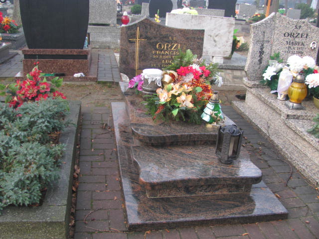 Grób Franciszek Orzeł